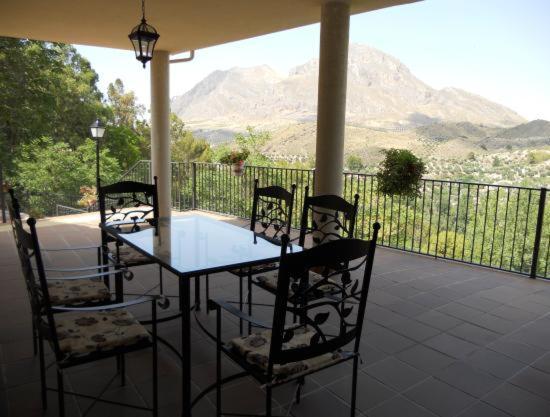 Hostal Rural De Cuadros Bedmar y Garciez Luaran gambar