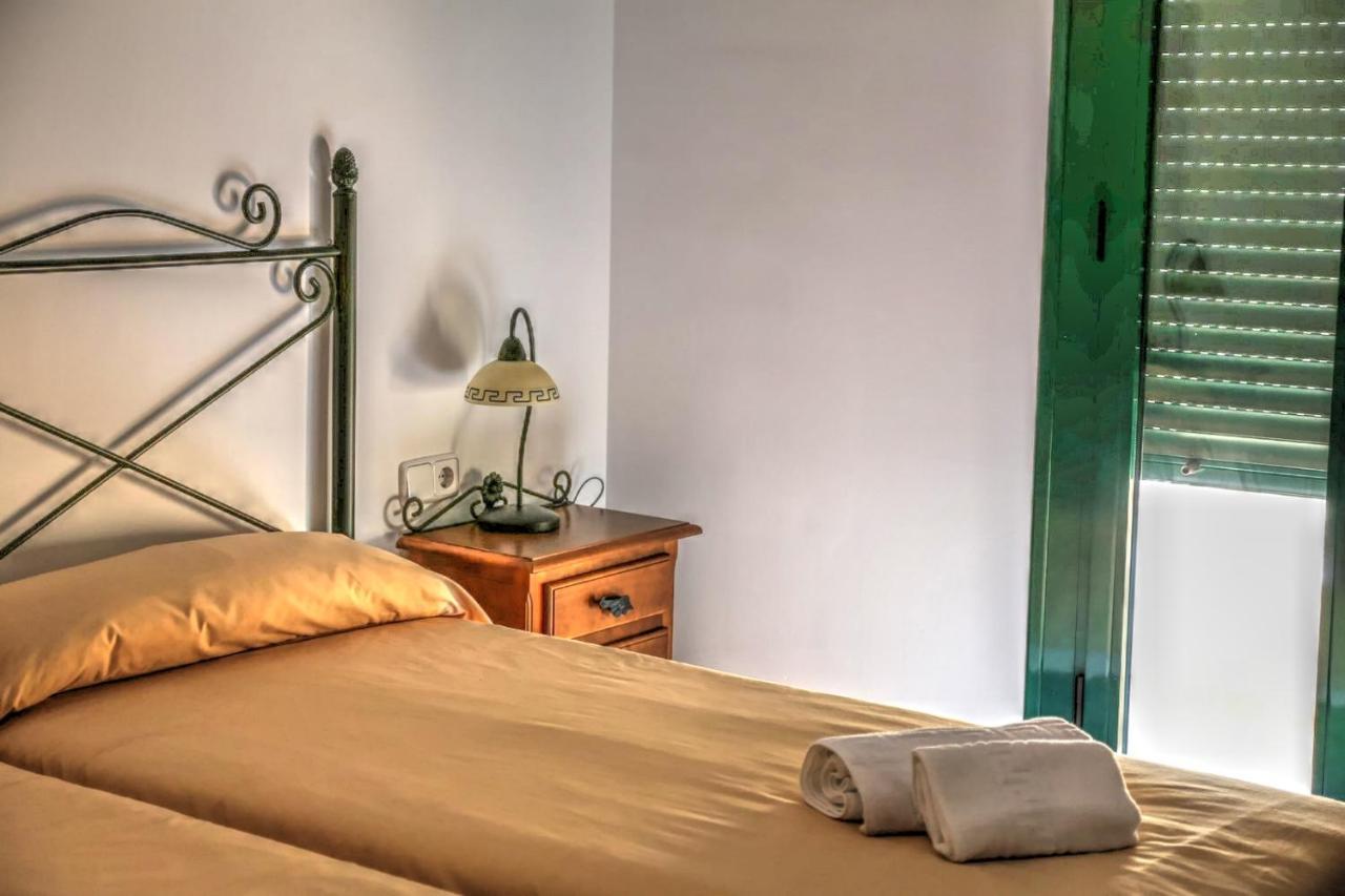 Hostal Rural De Cuadros Bedmar y Garciez Luaran gambar