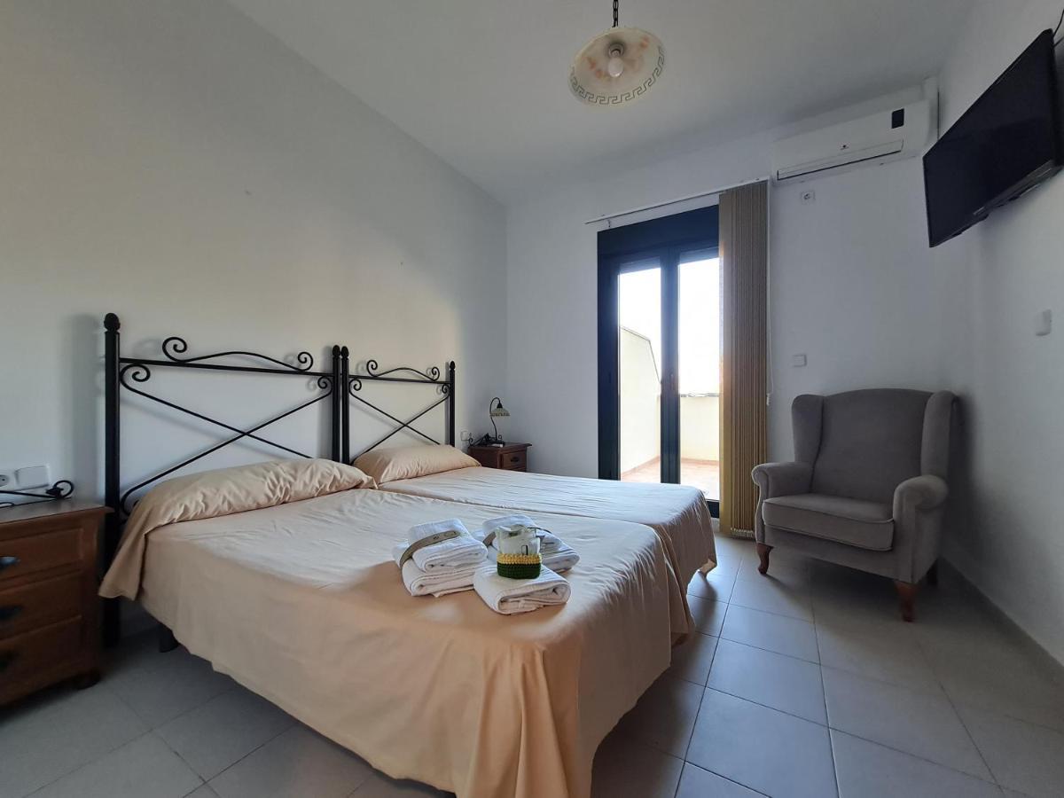 Hostal Rural De Cuadros Bedmar y Garciez Luaran gambar